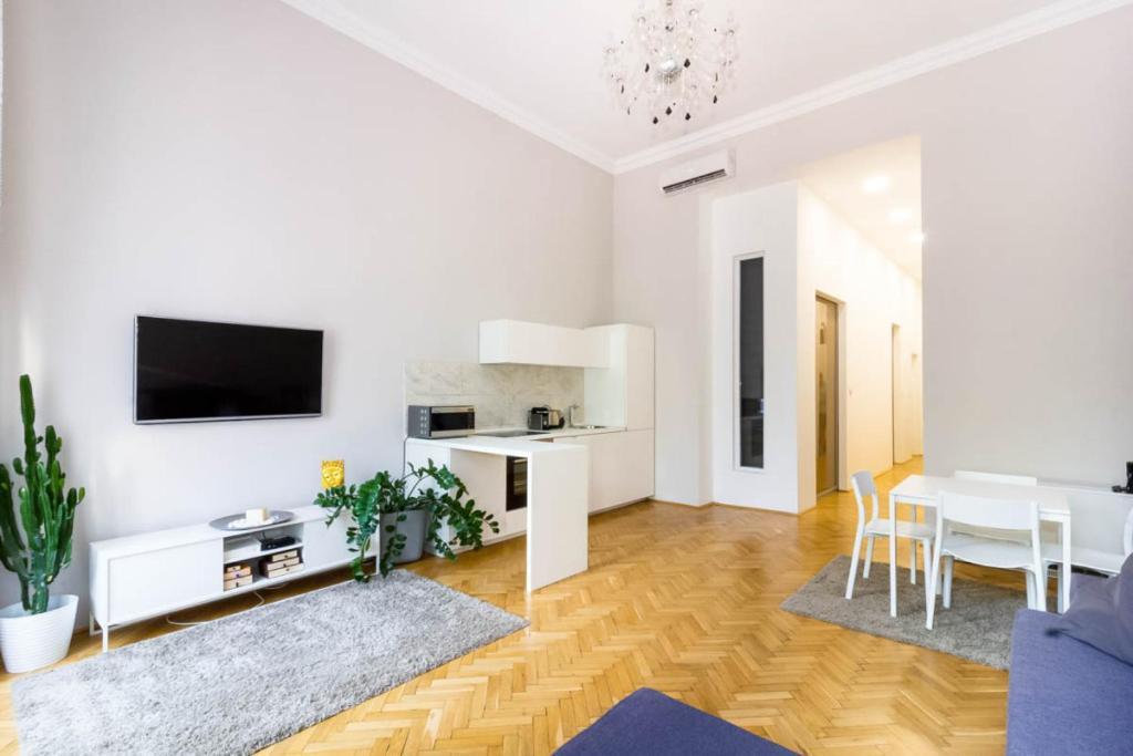 Luxury Lisbeth Apartman Budapest Exteriör bild